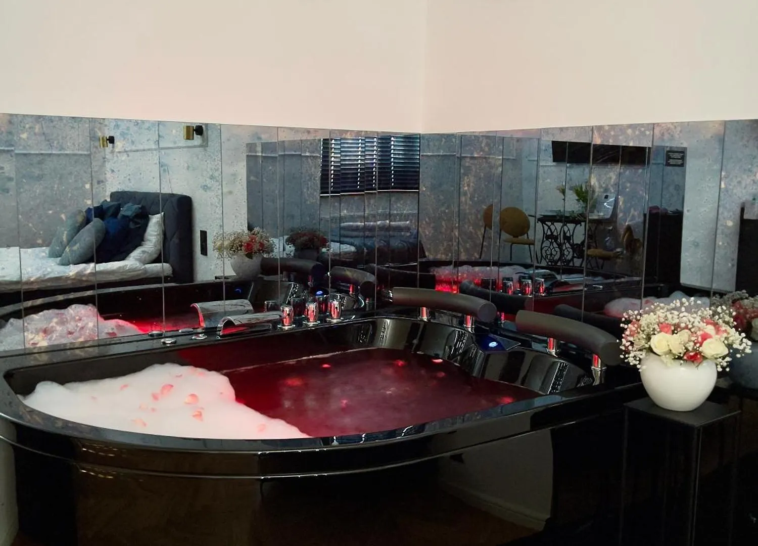 Krakow Old Town Apartment Jacuzzi - Wymeldowanie Do 13 Polska